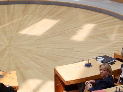 Jetzt wird es ernst: Hannelore Kraft ist neue Ministerpräsidentin von Nordrhein-Westfalen. Hannelore Kraft