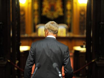 Hamburgs erster Bürgermeister Ole von Beust wird zum 25. August zurück treten. Ole von Beust tritt zurück