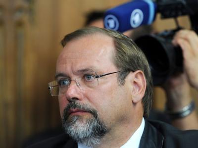 Der Duisburger Oberbürgermeister Adolf Sauerland. Sauerland