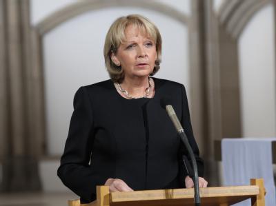 Nordrhein-Westfalens Ministerpräsidentin Hannelore Kraft beim Gedenkgottesdienst für die Opfer der Loveparade-Katastrophe. Hannelore Kraft