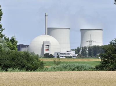 Das von dem Stromkonzern RWE betriebene Atomkraftwerk (AKW) Biblis in Südhessen. Wirbel um Atomsteuer