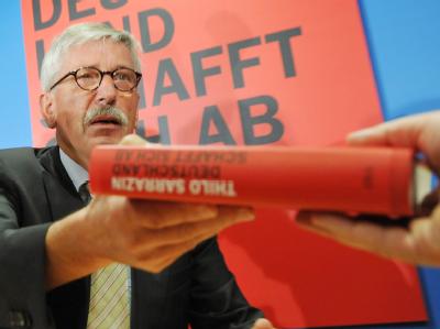 Thilo Sarrazin bei der Vorstellung seines Buches Buchvorstellung Sarrazin