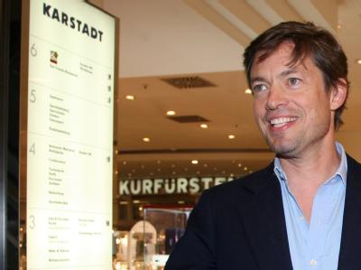 Nicolas Bergguen, Investor für den insolventen Warenhauskonzern Karstadt, in der Karstadt-Filiale am Kurfürstendamm in Berlin. Nicolas Berggruen