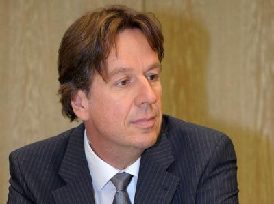 Dem Wettermoderator Jörg Kachelmann wird vorgeworfen, seine ehemalige Geliebte vergewaltigt zu haben. Kachelmann hat die Vorwürfe stets bestritten. Kachelmann