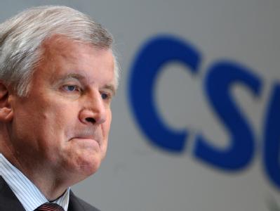CSU-Chef Horst Seehofer hat mit seinen Äußerungen zur Integration eine Welle der Empörung ausgelöst. (Archivbild) Horst Seehofer