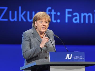 Bundeskanzlerin Angela Merkel spricht am Samstag auf dem Deutschlandtag der Jungen Union in Potsdam Deutschlandtag der Jungen Union - Merkel