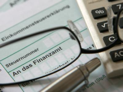 In Baden-Baden berät der Arbeitskreis Steuerschätzung über die Einnahmeentwicklung. Einkommenssteuererklärung