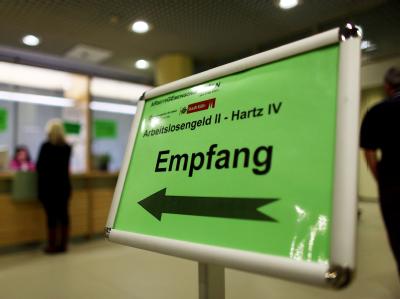 Das Gesetzespaket zur Neuregelung der Hartz-IV-Sätze ist weiter umkämpft (Archivbild). Hartz-IV-Reform