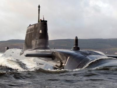 Die «HMS Astute» ist nach Angaben des Verteidigungsministeriums lediglich für Übungszwecke unterwegs gewesen. (Archivbild) Britisches Atom-U-Boot auf Grund