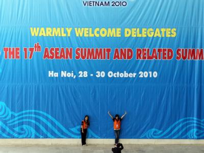 Der 17.Gipfel der Südostasiatischen Staatengemeinschaft ASEAN findet in Hanoi statt. ASEAN-Gipfel in Vietnam