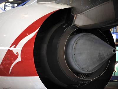 Die beiden Zwischenfälle haben nach Überzeugung von Qantas nichts miteinander zu tun. Nach Qantas-Notlandung - A380-Triebwerk in Hangar