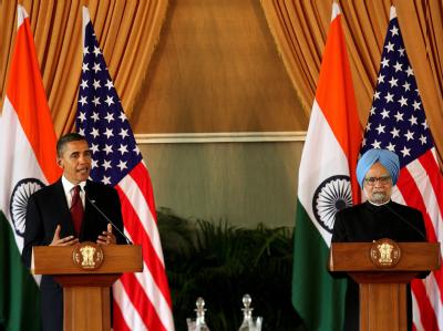US-Präsident Obma und Indiens Premierminister Singh bei einer Pressekonferenz in Neu-Delhi. Obama in Indien