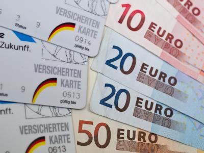 Nach monatelangem Streit in der Koalition hat der Bundestag die Reform der Krankenkassenfinanzierung beschlossen. Gesundheitsreform