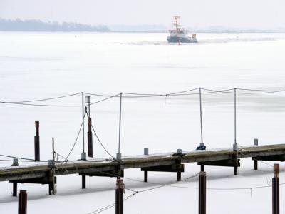 Der Eisbrecher Vor Hiddensee