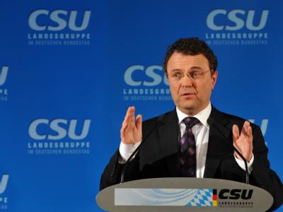 CSU-Landesgruppenchef Hans-Peter Friedrich: Steuerentlastungen nur bei anhaltendem Aufschwung. Hans-Peter Friedrich
