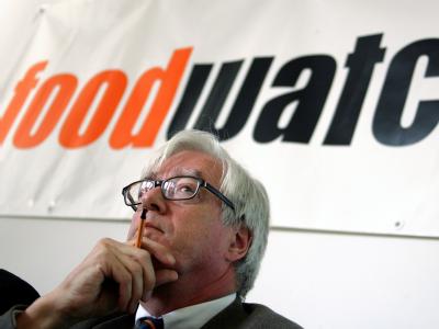 Foodwatch-Geschäftsführer Thilo Bode: Skandal ist nur die Spitze des Eisbergs. (Archivbild) Foodwatch wirft Regierung Verharmlosung vor