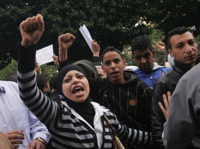 Der Protest geht weiter: In Tunis fordern die Demonstranten den sofortigen Rücktritt von Präsident Ben Ali. Protest