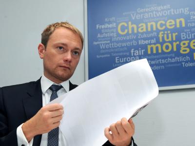 FDP-Generalsekretär Christian Lindner hat einen scharfen Kurswechsel in der Atompolitik angekündigt. Christian Lindner