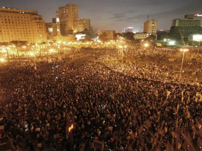 Tausende Demonstranten nahmen in der Nacht zu Mittwoch die Straßen von Kairo in Besitz. Nächtliche Proteste in Kairo