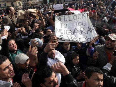 Präsident Mubarak gelang es nicht, die Lage im Land zu beruhigen. Weiter Proteste in Kairo