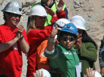 Victor Zamora wird als 14. der 33 eingeschlossenen Bergleute gerettet (Archivfoto vom 13.10.2010). Victor Zamora