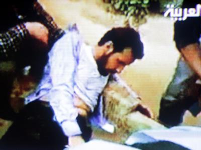 TV-Bilder des Senders Al Arabiya von einem vermutlich verletzten Mann: Die Lage in Libyen ist unübersichtlich. Unruhen in Libyen
