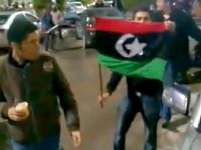 Demonstranten auf den Straßen von Tripolis: Die Unruhen in Libyen dauern nun schon eine Woche an. Proteste in Tripolis