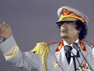 Der libysche Staatschef Muammar al-Gaddafi hält in Tripolis eine Rede. (Archivbild) Muammar al-Gaddafi
