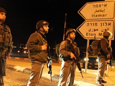 Israelische Soldaten an einem Checkpoint in Nablus Israelische Soldaten