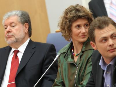 Rot-Grün in Mainz: Ministerpräsident Kurt Beck (SPD, von links) und die Grünen-Spitzenkandidaten, Eveline Lemke und Daniel Köbler Landtagswahl Rheinland-Pfalz
