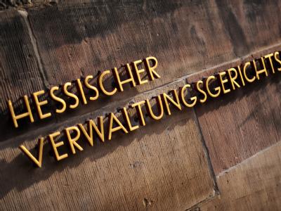 Beim Verwaltungsgerichtshof in Kassel wurde Klage gegen die vorübergehende Abschaltung des Atomkraftwerks Biblis A eingereicht. Verwaltungsgerichtshof