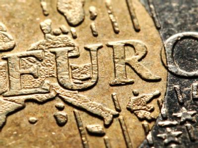 Nach langem Zögern muss das hochverschuldete Portugal nun doch um Milliardenhilfen der EU bitten. Euro