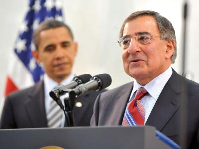 US-Präsident Barack Obama und CIA-Direktor Leon Panetta (r.) im April 2009 Obama und Panetta