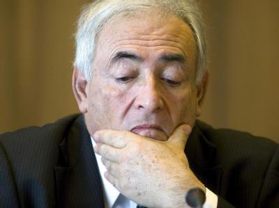 Dominique Strauss-Kahn, Chef des Internationalen Währungsfonds, ist in New York wegen des Vorwurfs einer versuchten Vergewaltigung festgenommen worden. Strauss-Kahn festgenommen