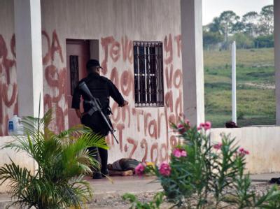 Guatemala: Die Finca, in der mehr als 20 Leichen gefunden wurden, ist mit Blut beschmiert worden. Blutige Botschaft