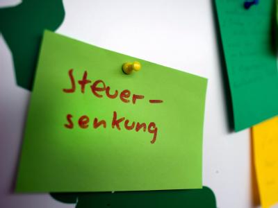 Der zeitliche Rahmen für die angekündigte Steuersenkung ist noch offen. Steuersenkung