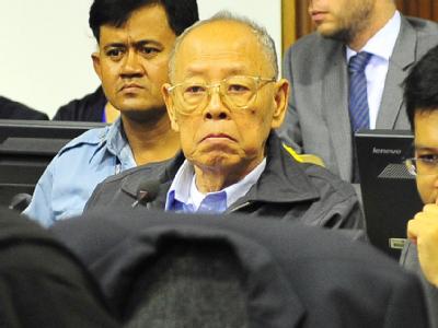 Wegen Völkermords und Verbrechen gegen die Menschlichkeit angeklagt: Einer der Entscheidungsträger des Rote-Khmer-Regimes. Angeklagter