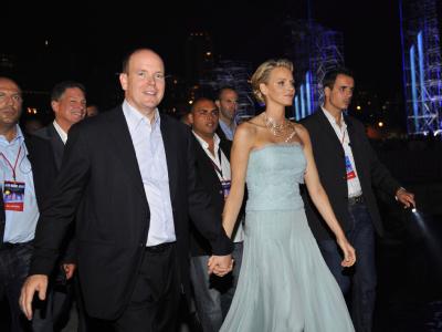Eine neue Fürstin haben die Monegassen schon. Jetzt hätten sie gerne auch noch einen legitimen Thronfolger. Fürst Albert II. und Charlene