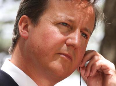 Die Festnahme seines früheren Kommunikationschefs reißt auch Premier David Cameron mit in den Strudel. Er will nun das Verhältnis von Politik und Medien grundlegend neu ordnen. Cameron