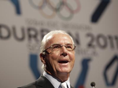 Dabeisein war alles für den Fußball-«Kaiser»: Franz Beckenbauer «sauste» in Durban 24 Stunden lang für München 2018 herum. Noch vor der Olympia-Entscheidung war er wieder weg. Beckenbauer