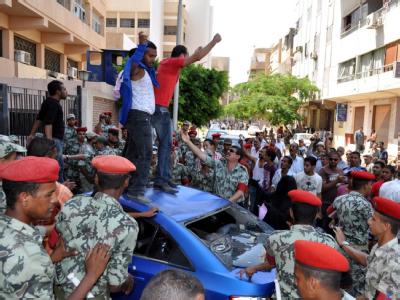 Protest in Suez: In Ägypten entlädt sich Wut über die Protest in Suez