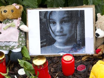 Vor zwei Wochen wurde die siebenjährige Mary-Jane getötet. Nun gab es eine Festnahme. Ob sie den mutmaßlichen Mörder des Kindes tatsächlich gefasst hat, will die Polizei heute im Laufe des Tages sagen. Mordfall Mary-Jane gelöst?