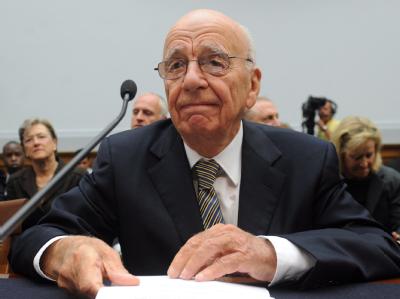 Der Abhörskandal Murdoch nicht nur wichtige Mitarbeiter gekostet, mittlerweile wird sogar sein eigener Verbleib an der Spitze infrage gestellt. (Archivbild) Medienzar Murdoch