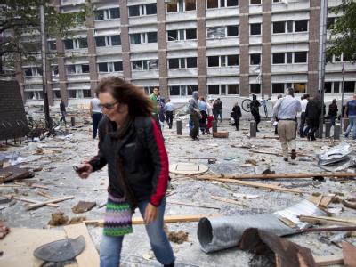 Ein Bild der Verwüstung: die Bombe explodierte im Regierungsviertel von Oslo. Bombenexplosion