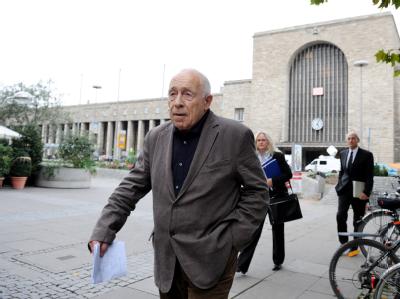Heiner Geißler versuchte, zwischen Befürwortern und Gegnern des umstrittenen Bahnprojekts Stuttgart 21 zu vermitteln. Stuttgart 21 - Vermittler Heiner Geißler