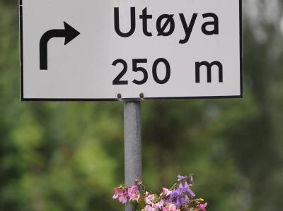 Anders Behring Breivik ist für eine Polizeiermittlung auf die Ferieninsel Utøya gebracht worden. Insel Utøya