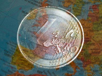 Angesichts der aktuellen Wirtschaftsturbulenzen wird über die Einführung sogenannter Eurobonds gestritten. Euro