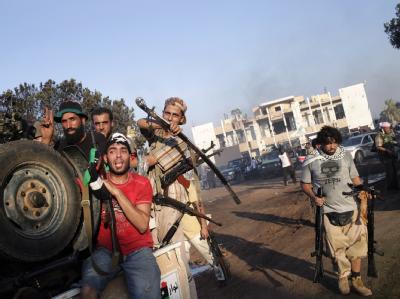 Die Situation in Libyen sei wie gemacht, um die künftige Machtverteilung notfalls auf der Straße auszukämpfen, fürchten westliche Diplomaten. Rebellen