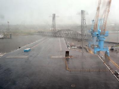 Blick in den Hafen von Portsmouth in Virginia: Hurrikan «Irene» hatte das ganze Wochenende an der US-Ostküste getobt. Hurrikan Irene