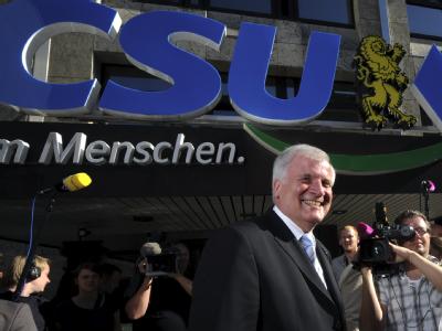 CSU-Chef Seehofer: Ja zur Reform des Euro-Rettungsschirms EFSF, aber keine europäische Wirtschaftsregierung. Horst Seehofer